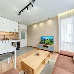 Stylish 1br In The Heart Of Town Apartment *