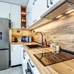 Apartment Stylish 1br In The Heart Of Town Smolyan